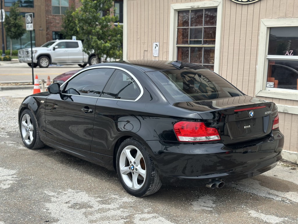 bmw 1 series 2011 WBAUP7C55BVK79249 image bmw 1 series 2011 WBAUP7C55BVK79249 image